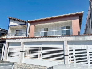 Casa de Condomínio  em Nova Mirim