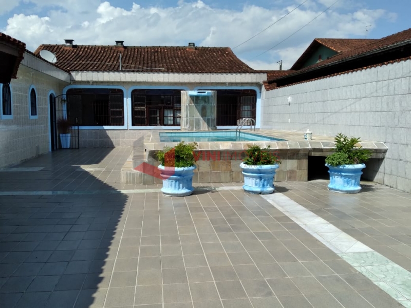 Casa em Jardim Leonor
