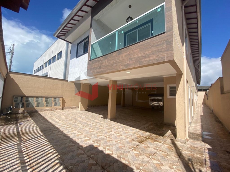 Casa de Condomínio  em Glória