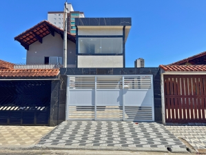 Casa de Condomínio  em Praia Grande - Maracanã