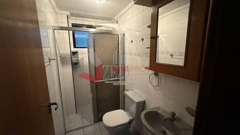 Apartamento em Vila Tupi