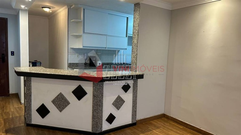Apartamento em Vila Tupi