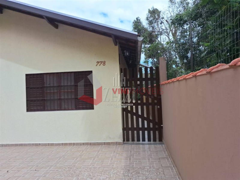 Casa em Jardim Bela Vista