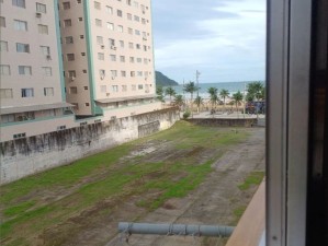 Apartamento em Canto do Forte