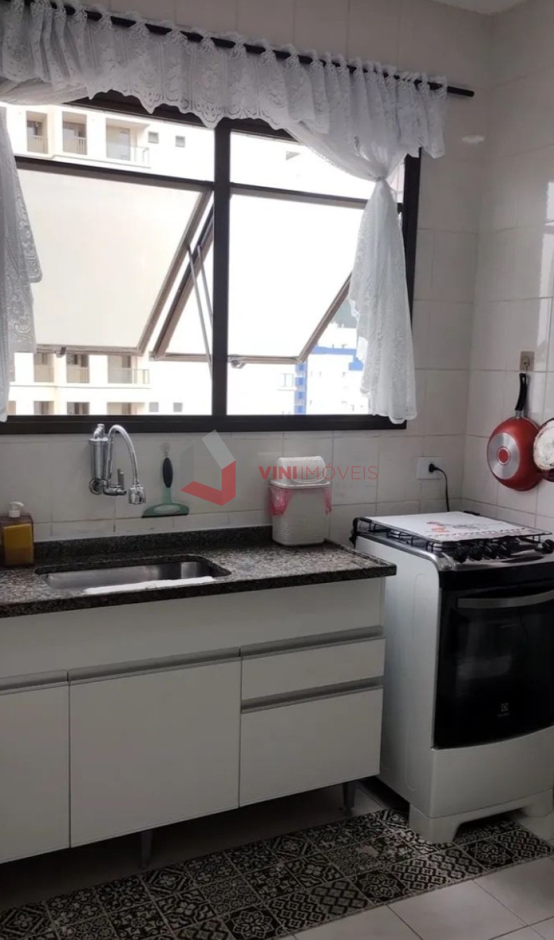 Apartamento em Canto Do Forte