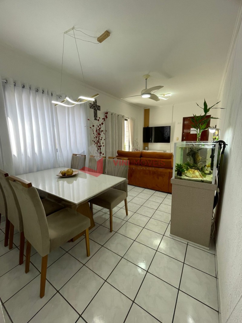 Apartamento em Boqueirão