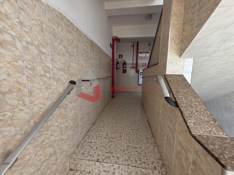 Apartamento em Vila Tupi