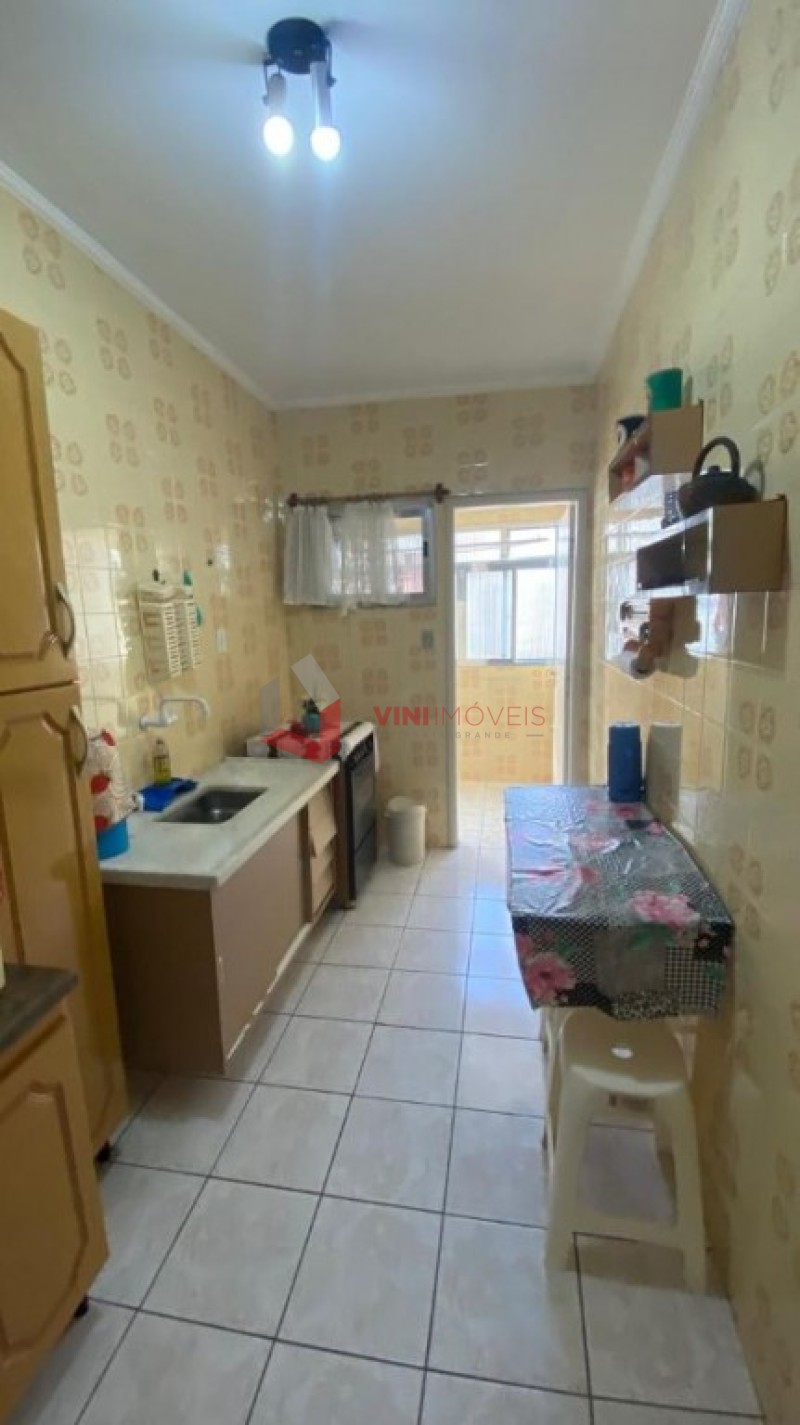 Apartamento em Vila Tupi